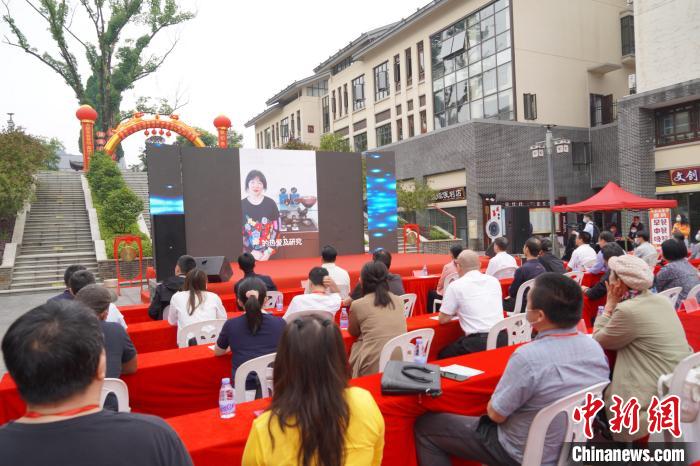 5月21日，第二届海峡两岸青年(建阳)建盏文化节开幕式活动现场。　陈琦辉 　摄